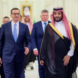 أمام خادم الحرمين الشريفين وبحضور سمو ولي العهد.. وزير الدولة عضو مجلس الوزراء ووزير الإعلام يؤديان القسم