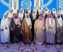 #مباشر | جموع المصلين يؤدون صلاة أول جمعة في #رمضان بالمسجد