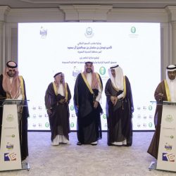 شرطة رجال ألمع تقبض على مخالفين بحوزتهما مواد مخدرة