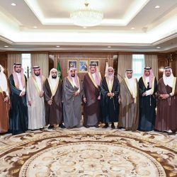 سمو أمير منطقة جازان يقلّد الحكمي والعمري رتبتيهما الجديدتين