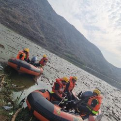 فريق الصقور السعودية يقدِّم عروضًا جويةً ضمن فعاليات منافسات سباق جائزة السعودية الكبرى stc للفورملا 1