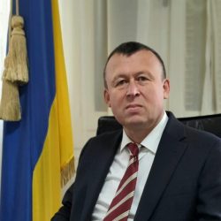 “تطوع أجاويد” من شباب بيشة منتصف رمضان