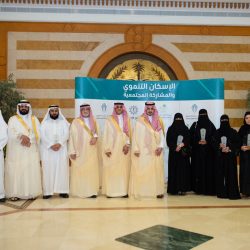 سموُّ محافظِ جدة يُدشِّن كسوةَ العيد لمستفيدي جمعية نماء الأهلية