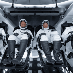 بالصور والفيديو   شاب بالمرحلة الثانويه يعثر على مفقود مكة 