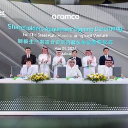 سمو نائب أمير مكة المكرمة يستقبل مدير عام فرع وزارة التجارة بالمنطقة