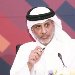 تنفيذ أعمال سفلتة وتحسين تقاطعات وصيانة الطرق بالجبيل