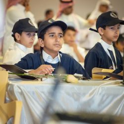 الأمير تركي بن طلال يرعى الحفل الختامي لمبادرة أجاويد بمنطقة عسير ويتوج الفائزين بالمراكز المتقدمة