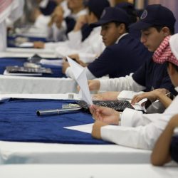 رصد 12 مخالفة على المنشآت بشاطئ نصف القمر بالخبر