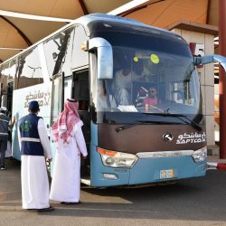 وصول 329 حاجًا وحاجة يمثلون أولى طلائع المستضافين من الشهداء والمصابين الفلسطينيين في برنامج ضيوف خادم الحرمين الشريفين للحج