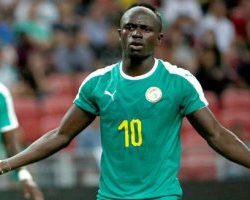 المهاجم الجزائري رياض محرز ينتقل إلى أهلي جدة