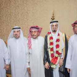 رئيس الاتحاد الدولي لكرة السلة والامين العام يهنئان الاتحاد الكويتي لكرة السله في عهد مجلسه الجديد . 