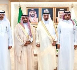 بالبشت والعقال.. الشاب خالد يفاجئ حضور حفل مدل بيست بإطلالة مميزة