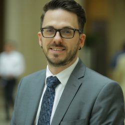 “الذوق العام”.. تطلق مسيرة القيادة بذوق    