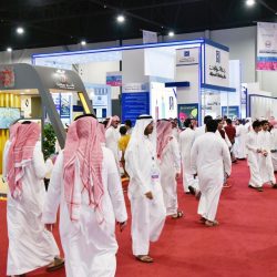 سمو أمير المنطقة الشرقية يدشّن حملة التطعيم ضدّ الأنفلونزا الموسمية