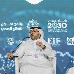 الأمير عبدالعزيز بن سعود يلتقي بعدد من أهالي محافظة حفر الباطن ويطلع على أبرز المشروعات الخدمية التنموية