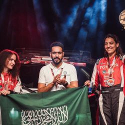 أمير الشرقية : متطوعو جمعيات الانقاذ وهبوا أنفسهم للأعمال الانسانية