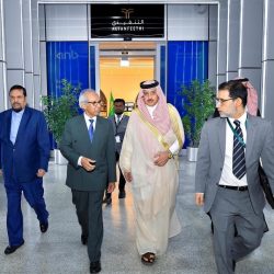 رئيس جمهورية ملاوي يصل الرياض وفي مقدمة مستقبليه سمو نائب أمير المنطقة