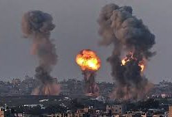 قوات الاحتلال الإسرائيلي تقصف مستشفى القدس في غزة بالفسفور الأبيض