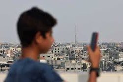 رابطة العالم الإسلامي تدين استهداف مخيم جباليا