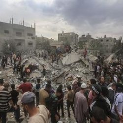 مساعد رئيس بلدية محافظة الطوال يحتفل بتخرج نجله ” محمد ” من الكلية التقنية بصامطه بتقدير ممتاز مع مرتبة الشرف الأولى