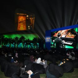 تعريف الزوار بالفرص التطوعية في “تعافي”