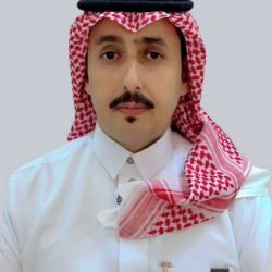 جامعة الملك خالد تكرّم الطلاب المشاركين في سوق العمل بمشاريع ريادية