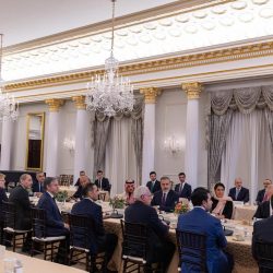 قوات الاحتلال تحاصر 12 مركز إيواء شمال غزة