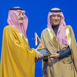 الأمير تركي بن طلال يستقبل الأمير خالد بن سطام بن سعود بعد صدور الأمر الملكي بتعيينه نائباً لأمير منطقة عسير 