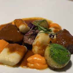 الريحانى خائن العيش والملح