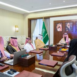 *محافظ محايل يتفقد هيئة الأمر بالمعروف ويُفعِّل معرض “ولاء”*