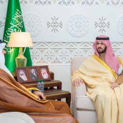 نائب امير الشرقية يستقبل مدير عام التعليم بالمنطقة