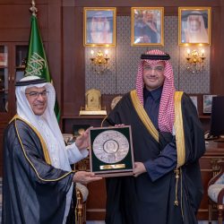 أمير الشرقية يستقبل سفير كندا لدى المملكة   