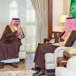 سمو محافظ الأحساء يكرّم عددًا من الفرق المسرحية بالمحافظة