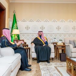 في ندوة بنادي الساحل : الكاتب والمؤلف حسن آل حمادة يشدد على أهمية القراءة