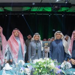 أمير جازان يُطلق فعاليات مهرجان “أكوان” على شاطئ مدينة جازان للصناعات الأساسية والتحويلية