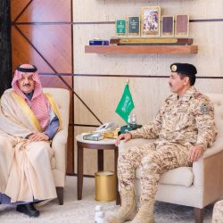 أمير الشرقية يطلع على مشاريع أمانة المنطقة