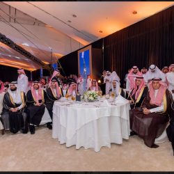 القاسمي يكرم الفنان الضامن 