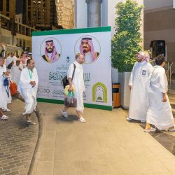 أمير الشرقية : خادم الحرمين الشريفين كان سفير المملكة الدولي الأول للتعريف بتاريخها