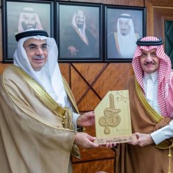 أمير الشرقية يستقبل رئيس وأعضاء مجلس إدارة جمعية كنف