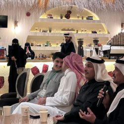 كليتي تقنية أبها بنين و بنات تدرب السيدات على الصيانة الوقائية للسيارات