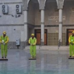 أمير منطقة عسير يشارك المرابطين على الحد الجنوبي إفطارهم الرمضاني