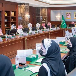 سمو أمير جازان يدشن مشروع النقل العام بالحافلات في المنطقة