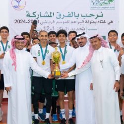 محمد أبو زيفة ينال درجة الدكتوراه   في علم اللغة الجنائي من كلية اللغات والترجمة بجامعة الملك خالد