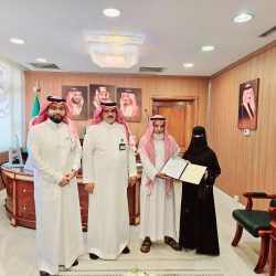 الهلال الأحمر السعودي يقيم ورشة عمل عن الوعي بالمخاطر و السلوك الأكثر اماناً 