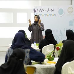 أمير المنطقة الشرقية يُكرّم 170 طالبًا وطالبة متفوقًين علميًا ويدشن “جائزة البر للتفوق العلمي”