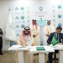 أمير الشرقية يرعى حفل تخريج طلبة كلية الجبيل الصناعية ومعهد الجبيل التقني   