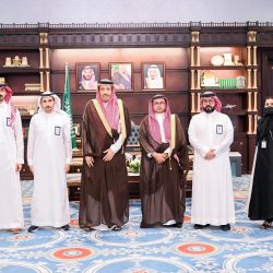 *أمير الباحة يستقبل مساعد مدير عام الجوازات للموارد البشرية وعدد من قيادات مديرية الجوازات*