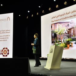 مدير فرع هيئة الصحفيين بمنطقة عسير يكرم آل مرعي 