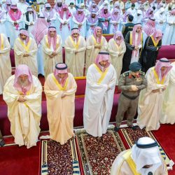 سمو محافظ الأحساء يؤدي صلاة الاستسقاء