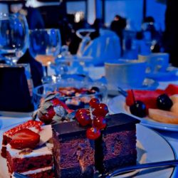 نواف الجبرتي بدعم وتوجيهات معالي المستشار تركي آل الشيخ يغني محمد عبده وطلال مداح في اجمل جلسات “موسم الرياض” بإشراف روتانا